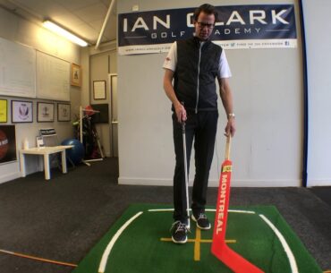Correct placement of right hand on golf club