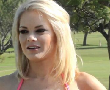 Sexy Models on Golfing Photo Shoot