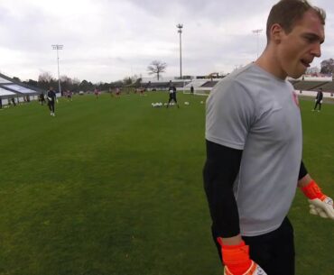 Excellent Pro Goalkeeper Handling and Team Training Session