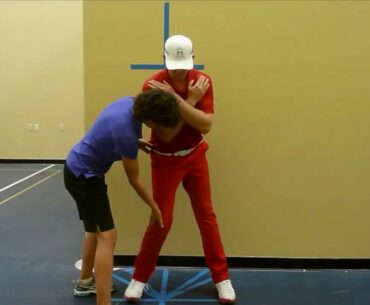 How to improve your body mechanics for a better golf swing.