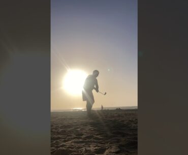 Not golfswing not stuck on the beach
