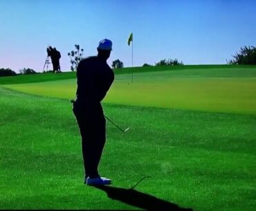 Tiger Woods - Nice Pitch off Tight Lie (2018 Torrey Pines)