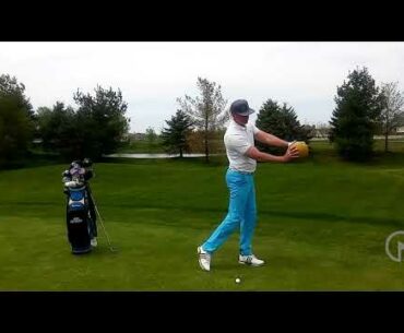 Use Your Right Side to Add More Power to Your Golf Swing