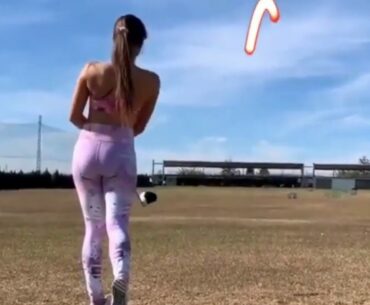 Sandra Haro: European Pro Demonstrates Grip Secret Golf Training Aid