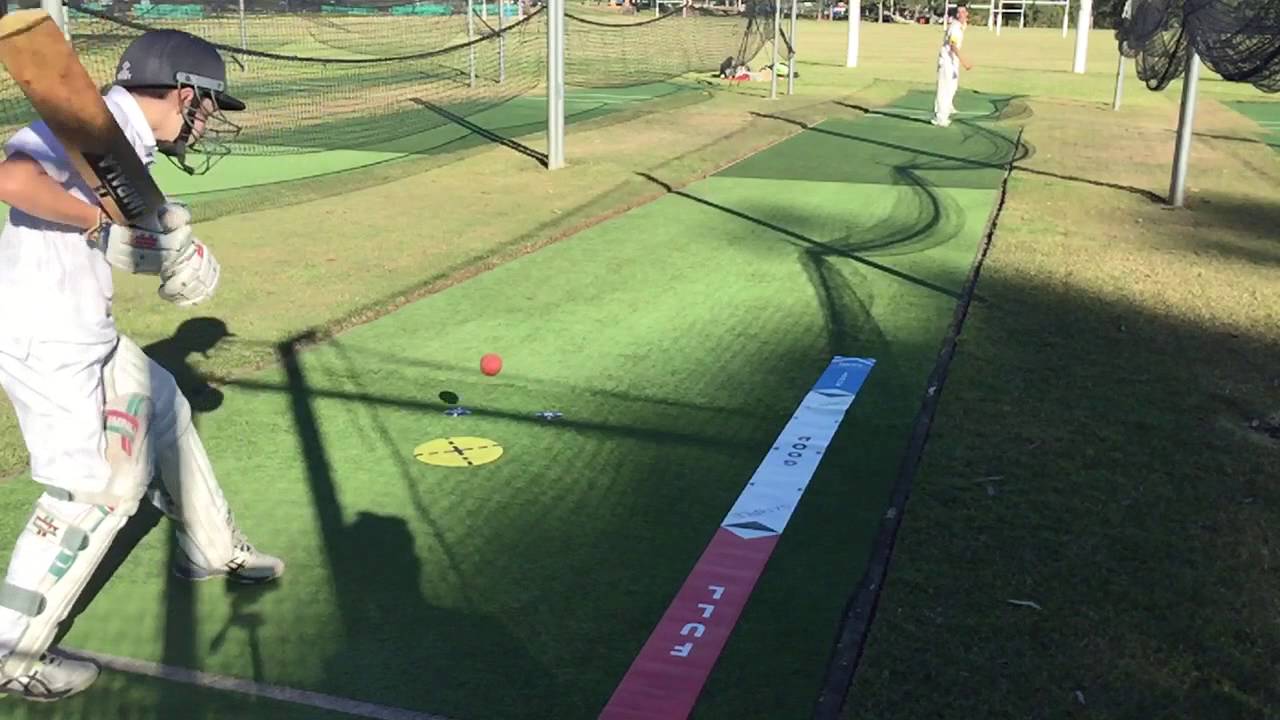 Bowling Master Spin: Hitting the target marker Bowling Master Spin: Hitting the target marker