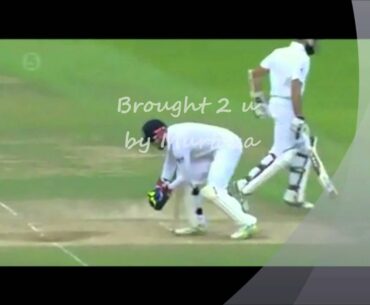 Andrew Strauss Breaks His Own Sunglasses