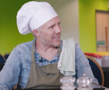 Jimmy Bullard turns vegan at Forest Green! | The only 100% vegan football club | #ChangingPlaces