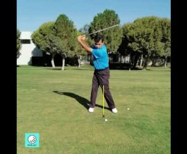 Objective: learn the correct movement of the left leg in the backswing.