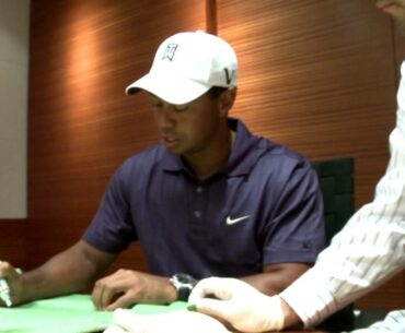 Upper Deck Authenticated: Tiger Woods - US Open Polos