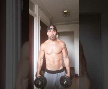 Build a stronger grip and bigger forearms with this simple trick