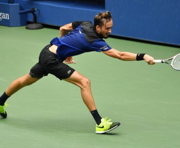 Daniil Medvedev's defense is unbelievable! | US Open 2020 Hot Shots