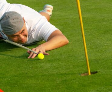 Pool Stick Putting Only On The Green! *New Driver Giveaway* | 3 Player Stroke Play Match |