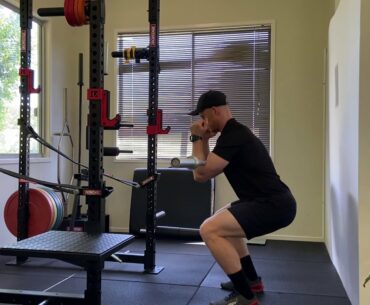 BB Zercher Squat