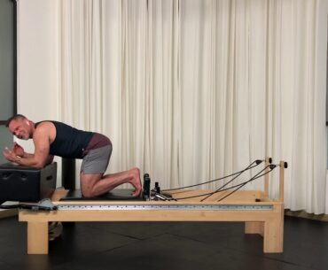 FIRST LOOK - PELVIC MOVEMENT VARIATIONS