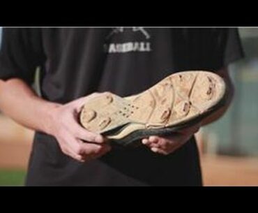 Baseball : How to Pick Out Baseball Cleats