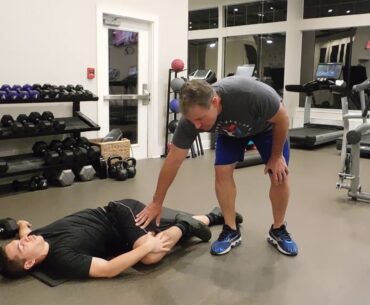 Fit 4 Golf Stretch with Bobby Steiner and Christian Perez