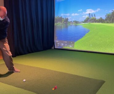 Golf simulator at MRC