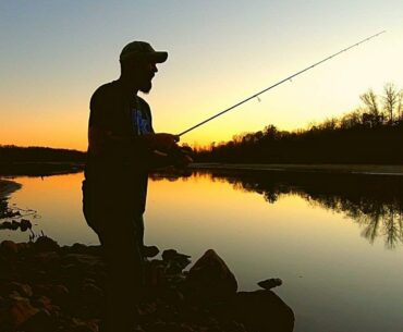 Fishing The Crappie Hole - Are The BIG Ones HERE?