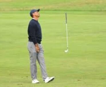 Tiger Woods Doing Magic