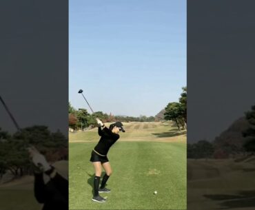 Golf| golf swing| golf girls| golf fashion| Sport girls| PGA| KLPGA| golfer beautiful moments(4)