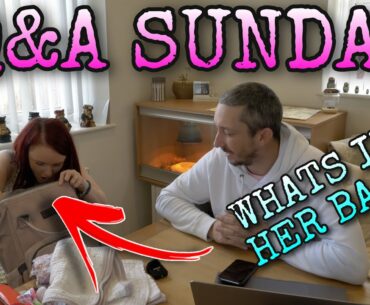 Q&A SUNDAY WITH THE WIFE - WHATS IN HER BAG