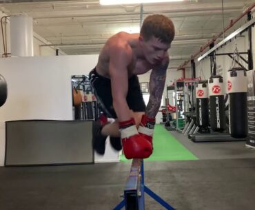 THE TOUGH BAR BAG DRILL | CAMPBELL HATTON IN TRAINING AHEAD OF HIS PRO DEBUT