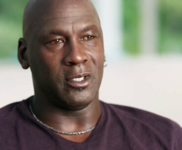 The Last Dance | Michael Jordan wears original Jordan shoes to the Garden