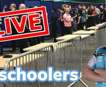 Q School - Students coming on for a live chat