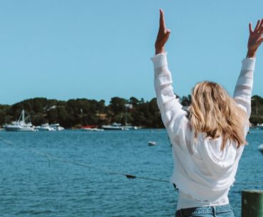 25 Minutes to Get Your Hips Moving Yoga Practice