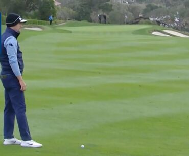 Russell Knox assessed 1-stroke penalty at Pebble Beach