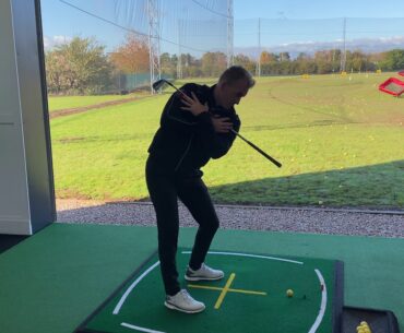 GOLF COACHING - Maintain your posture