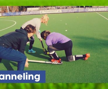 How to channel defend a striker - Field Hockey Technique | HockeyheroesTV
