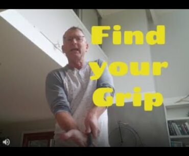 Discover your natural way to hold the golf club- Making golf easier to be successful