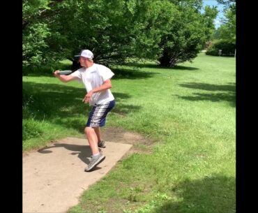 Riverside Park Disc Golf Course - Hole 2