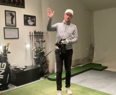 Golf tip - Strike your irons consistently