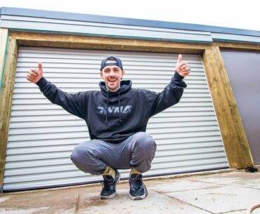 DREAM GARAGE BUILD - DIY ROLLER DOOR!!