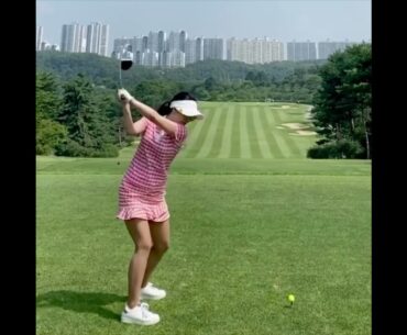 KLPGA angels golf swing. 11 Nam U Ri Pro.