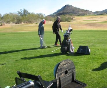 jd giving lesson grip