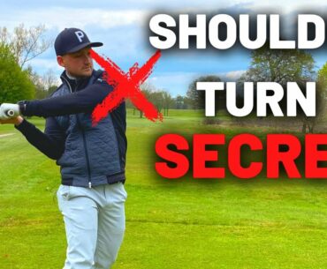 DO NOT TURN YOUR SHOULDERS - Golf Swing ERROR!