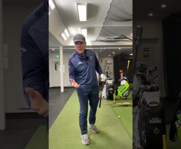 SWING CADDY GOLF TRAINING AID - FOR GREAT TEMPO - FOR GREATER CLUB-HEAD SPEEDS IN YOUR GOLF SWING