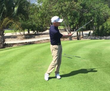 Ian Lee demonstrates the correct pitch shot technique
