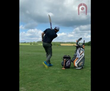 #SHORT Knock in a bat with golf balls