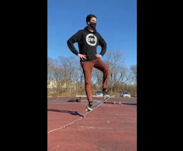 SKATEBOARD MAGIC TRICK