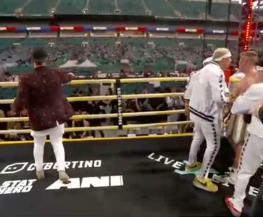 Ryan Johnston wins against Cale Saurage - KO