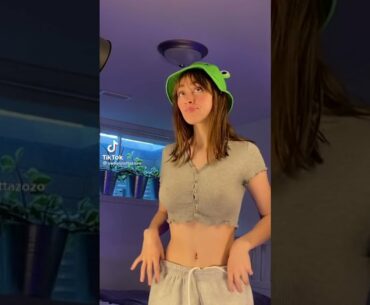 awholelottazozo Tiktok Hottie