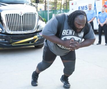Mark Henry's amazing feats of strength: WWE Playlist