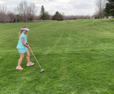 BELLA GOLFS!!