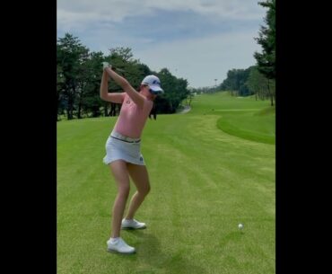 ⛳Dear People this Swing is for u ! | Golf ladies  | Golf lady  | Golf Shorts | #Shorts