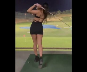 Nice shot girl❤️❤️ #golf #shorts #golfgirl      | GOLF#SHORT