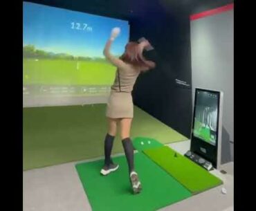 ⛳Saurai Female Golfer! | Golf ladies  | Golf lady  | Golf Shorts | #Shorts
